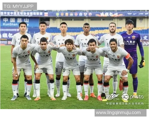 上海申花队迎战河北华夏全力争胜力争积分榜上升之路