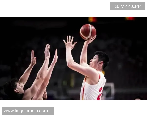 中国男篮与澳大利亚激战直播全程回顾及精彩瞬间分析